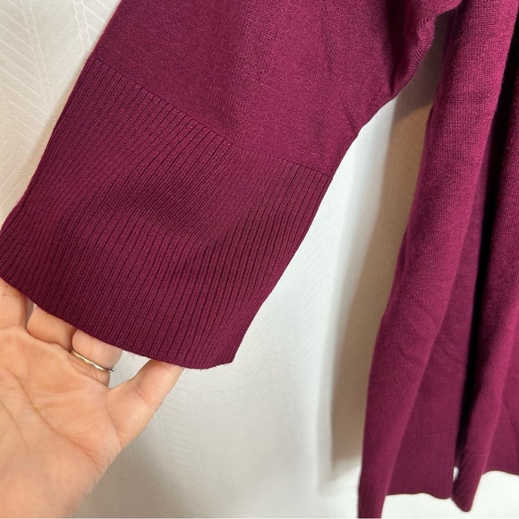 Torrid fold over Marilyn burgundy cowl neck sweater long sleeve size 6X - Picture 6 of 7